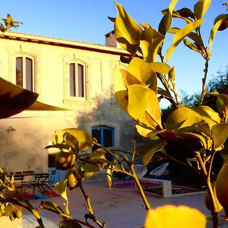 Le Mas Montredon Arles Exterior photo